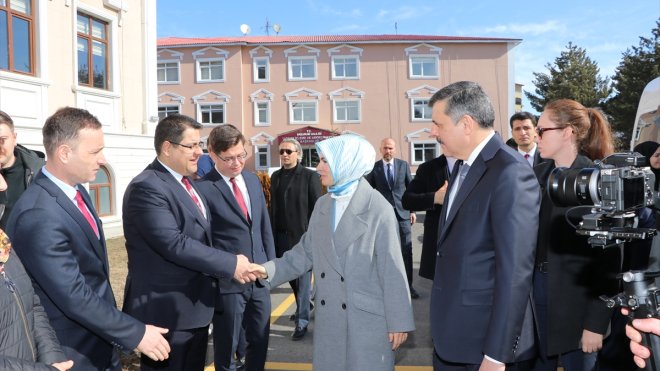 Aile ve Sosyal Hizmetler Bakanı Göktaş, Erzurum'da ziyaretlerde bulundu