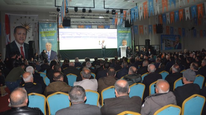 AK Parti Tatvan Belediye Başkan adayı Aksoy, projelerini tanıttı1