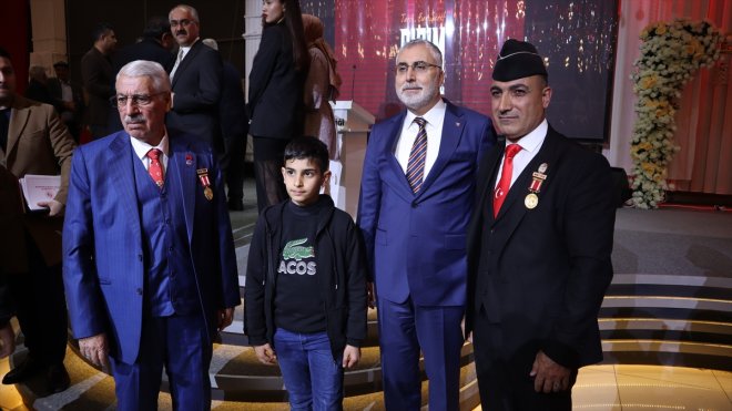 Çalışma ve Sosyal Güvenlik Bakanı Işıkhan, Iğdır'da iftar programında konuştu: