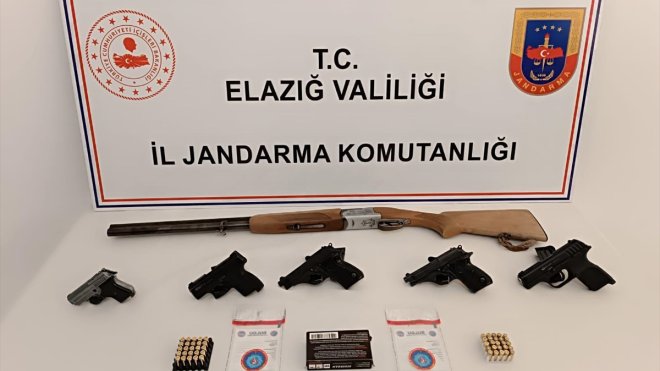 Elazığ'da ruhsatsız tabanca ve tüfek ele geçirildi, bir şüpheli yakalandı