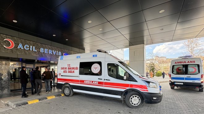 Elazığ Palu'da maden ocağında meydana gelen göçükte 2 işçi yaralandı