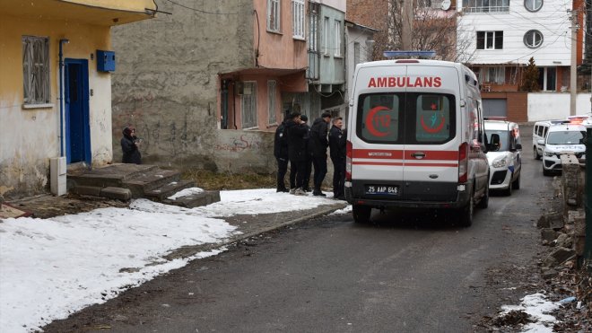 Erzurum'da bir kişi evinde ölü bulundu