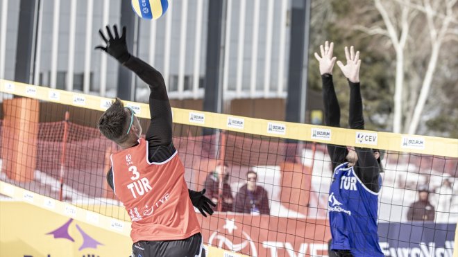 CEV Kar Voleybolu Avrupa Turu'nun 2. etabı Erzurum'da başladı