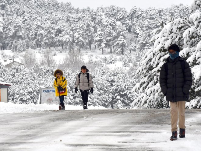 ediyor yağışı aralıklarla devam Kar ERZURUM - 3