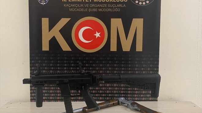 KARS - Silah kaçakçılığı operasyonunda 2 şüpheli yakalandı1