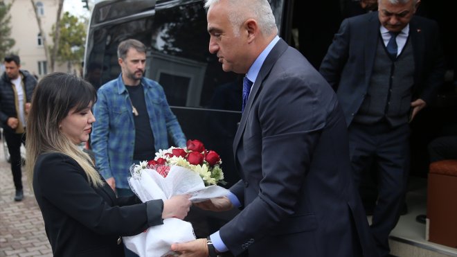Kültür ve Turizm Bakanı Ersoy, Malatya Valiliğini ziyaret etti
