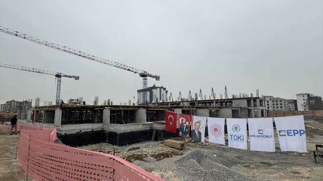 Malatya çarşı merkezinde inşaatlar yükselmeye başladı