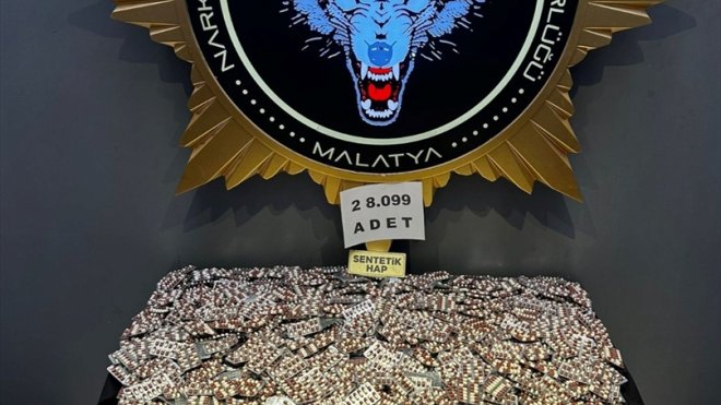 Malatya'da uyuşturucu operasyonunda yakalanan 10 zanlı tutuklandı