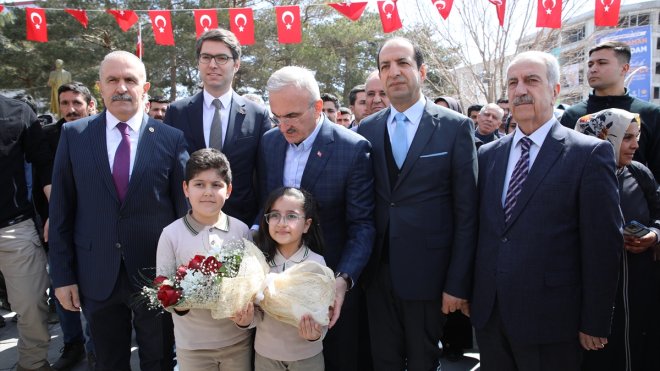 VAN - İçişleri Bakan Yardımcısı Karaloğlu, Seçim Koordinasyon Merkezi