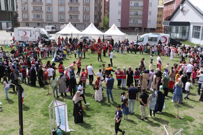 Kızılay Çocuk AĞRI Türk düzenledi - etkinliği Festivali 3