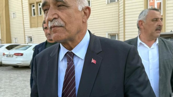 Oyların eşit çıktığı Ardahan Çıldır'da belediye başkanı kurayla belirlendi