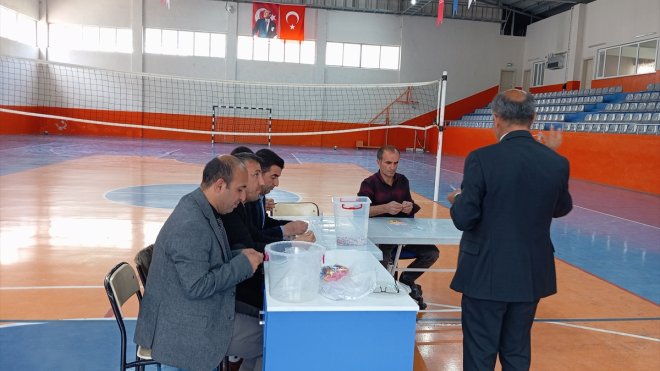 Bahçesaray'da TYP kapsamında istihdam edilecek 30 kişi için kura çekildi