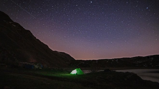 Nemrut Krater Gölü doğaseverleri ağırlamaya başladı