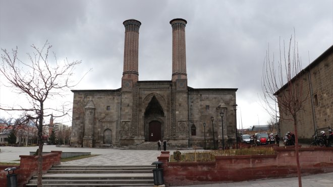 Erzurum bayramda da kış ve kültür turizmi misafirlerini ağırlıyor