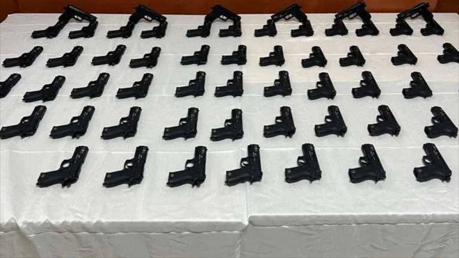 Hakkari'de 58 tabanca ele geçirildi