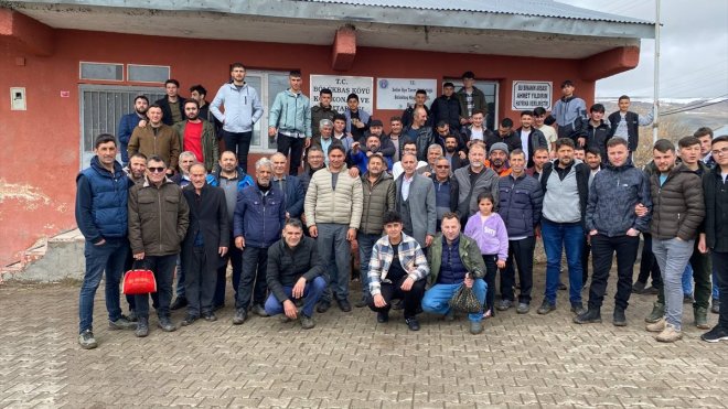 KARS - Asırlık bayram geleneği sürdürülüyor1