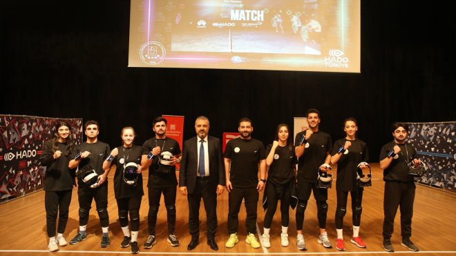 Doktora tezi hazırlarken tanıştığı e-spor HADO'yu yaygınlaştırmak için takım kurdu