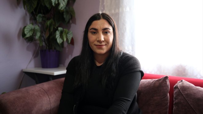 MUŞ - Erkeğin yapamadığını sen mi yapacaksın diyenlere inat Varto