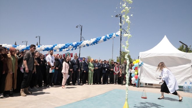 Ağrı'da üç gün sürecek "Bilim Şenliği" başladı