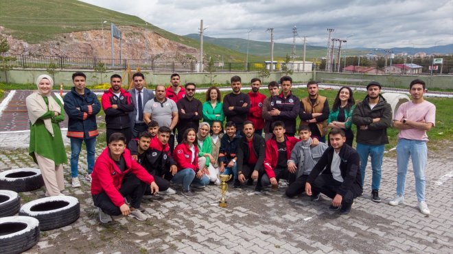 ARDAHAN - Afet ve İtfaiye Oyunları şampiyonu öğrenciler Göle