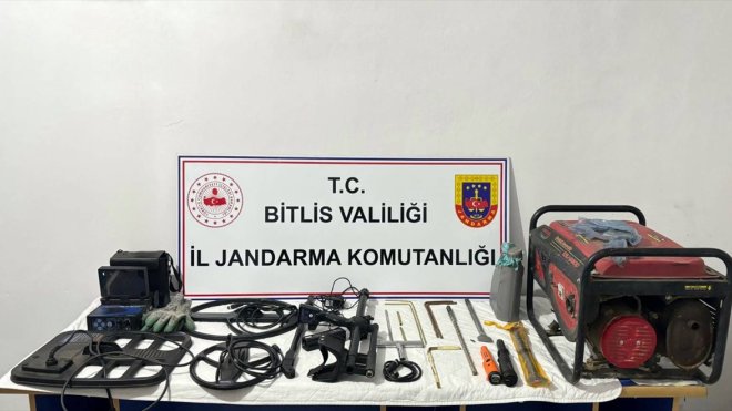 Bitlis'te izinsiz kazı yapan 2 kişi suçüstü yakalandı