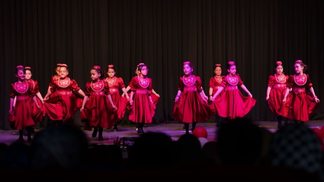 Erzurumlu minik öğrenciler Tataristan'dan gelen videolarla Tatar dansını öğrendi