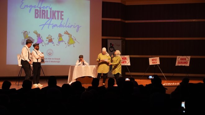 Erzurum'da özel bireyler "Sevgi Tüm Engelleri Aşar" etkinliğinde bir araya geldi