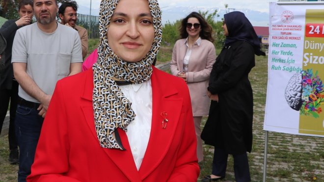 Erzurum'da psikiyatri hastaları fidan dikti