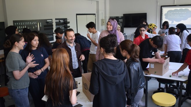 İnönü Üniversitesinde Bilim Şenliği düzenledi