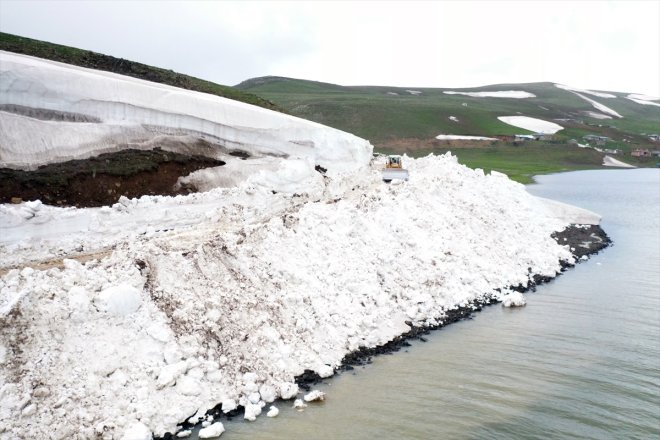 dönüyorlar Kardan sonra köylerine aylar kapalı açılmasıyla yolların 7