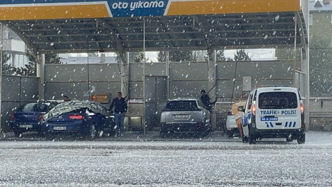 KARS - Dolu etkili oldu1