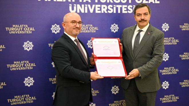 Malatya Turgut Özal Üniversitesi TS ISO 29993 Belgesi aldı1
