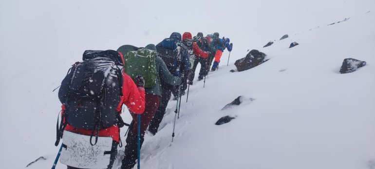 Mayıs ortasında Ağrı Dağı