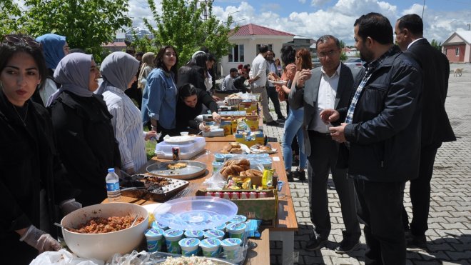 Bulanık MYO'da bahar şenliği etkinliği düzenlendi