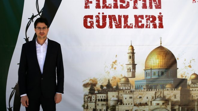 Filistinli akademisyen, dünyadaki öğrenci eylemlerinin birçok algıyı değiştirdiğine inanıyor