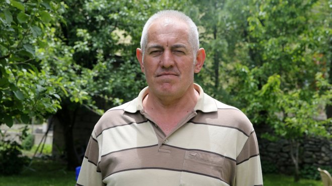 Köyün yakınlarına bırakılan sahipsiz köpekler yöre halkının korkulu rüyası oldu