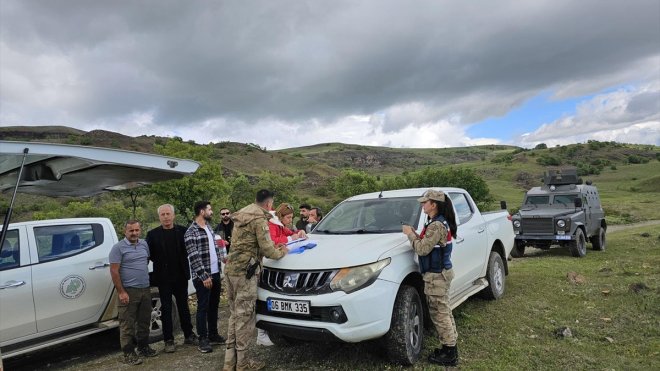 Tunceli'de kaçak salep yumrusu toplayanlara 1 milyon 935 bin 705 lira ceza