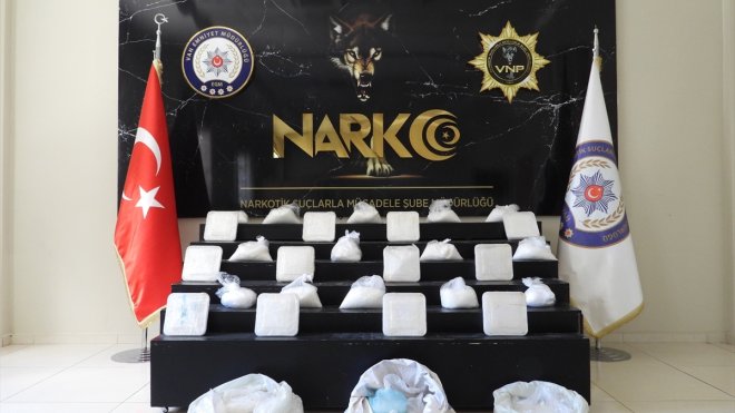 Van'da 41 kilo 300 gram sentetik uyuşturucu ele geçirildi