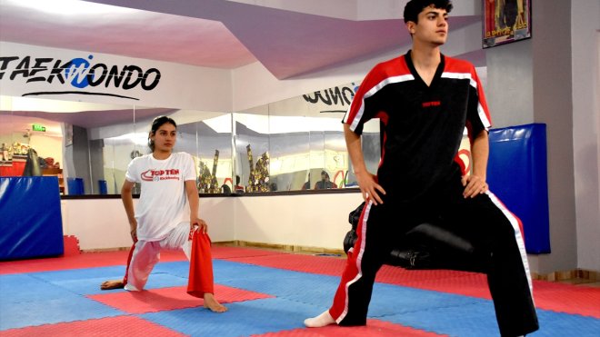 VAN - Vanlı kick boksçular, milli takım forması için günde 5 saat antrenman yapıyor1