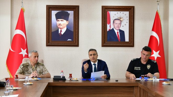 Ardahan'da haklarında arama kararı olan 646 kişi yakalandı