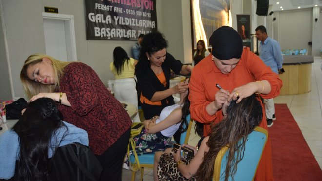 Berber ve güzellik uzmanları Tatvan'da buluştu
