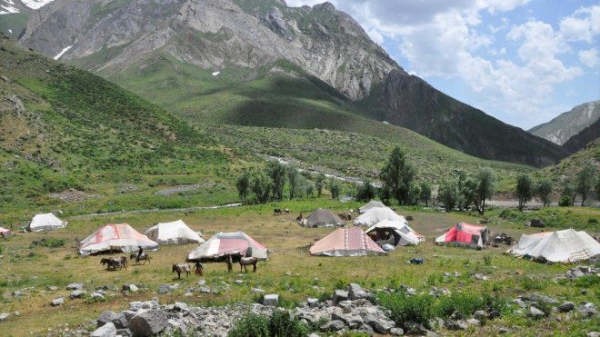 Hakkari'deki Han Yaylası, Şırnaklı göçerleri ağırlıyor