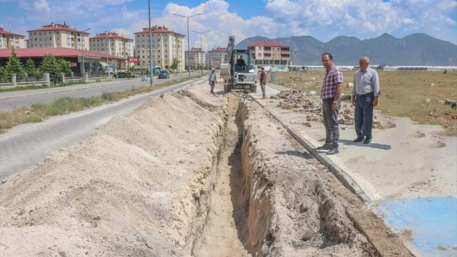 Bitlis Belediyesinin altyapı ve içme suyu çalışmaları sürüyor
