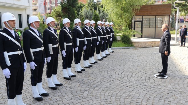 Elazığ Valisi Numan Hatipoğlu, görevine başladı1
