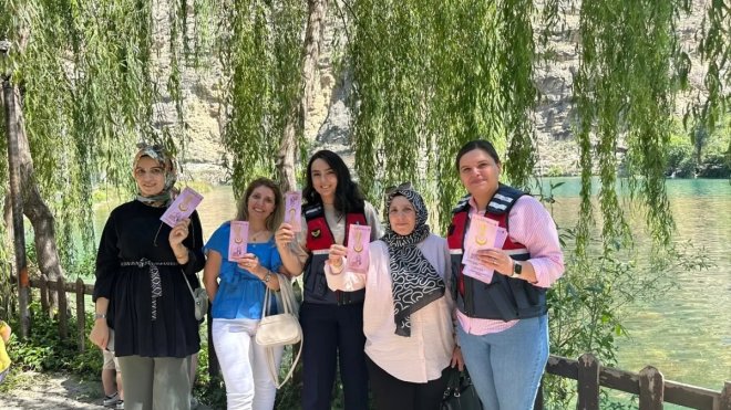 Erzurum jandarması turistik alanlarda kadına yönelik şiddetin önlenmesi için çalışıyor