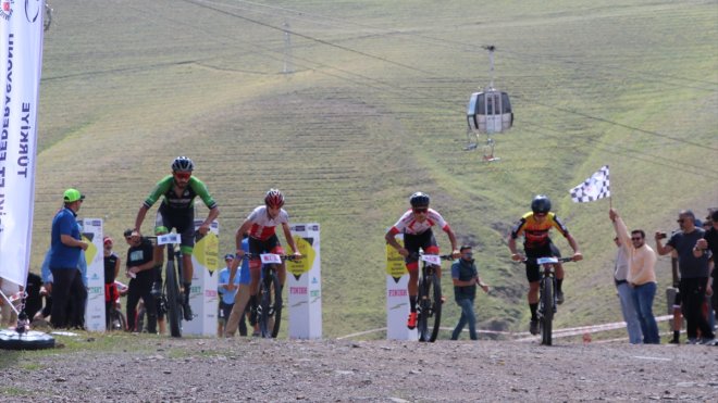 ERZURUM - Türkiye Dağ Bisikleti Şampiyonası sona erdi1