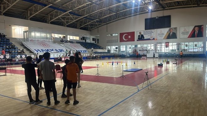 Hakkarili öğrenciler yetenek sınavında ter döktü