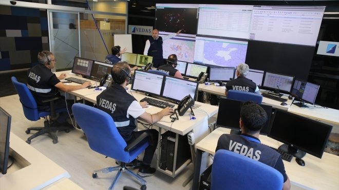 VAN - Dört ilde 500 bin haneye yetecek enerji, kayıp kaçak olmaktan çıkarıldı (2)1