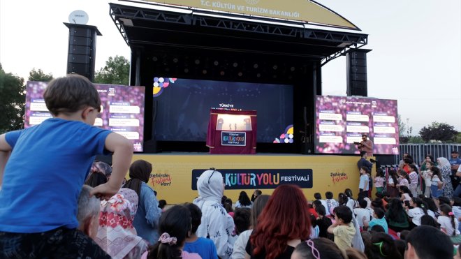 VAN - Kültür Yolu Festivali beşinci gününde etkinliklerle devam etti1