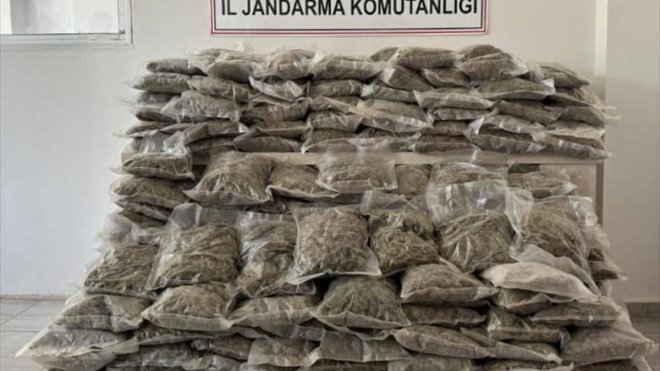Bingöl'de 153 kilo 680 gram esrar ele geçirildi